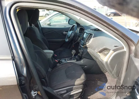 2016 Jeep Cherokee 75Th Anniversary from USA, damaged, VIN 1C4PJMCS5GW277024